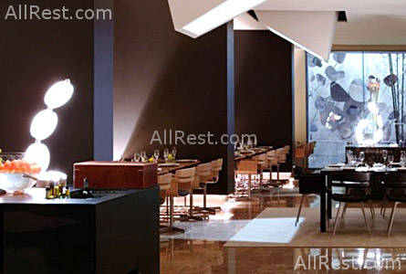 Hotel Omm 21